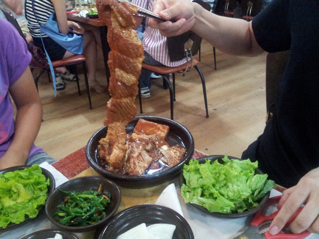 명동돼지한마리 이미지