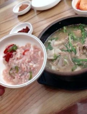 부산돼지국밥 이미지