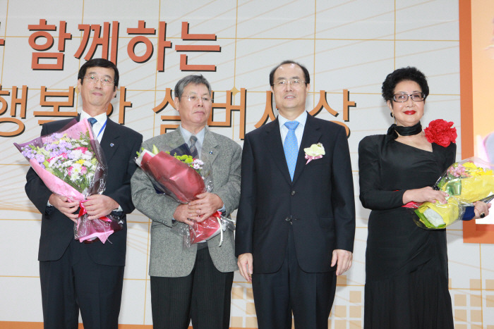 행복한실버 이미지