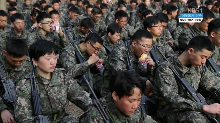 사관학교.. 군계일학 외국인.......JPG | 인스티즈