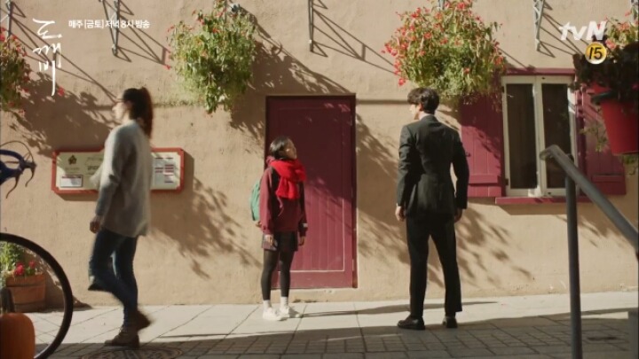 [도깨비] 도깨비 신 (공유) 인간 지은탁(김고은)의 키차이 | 인스티즈