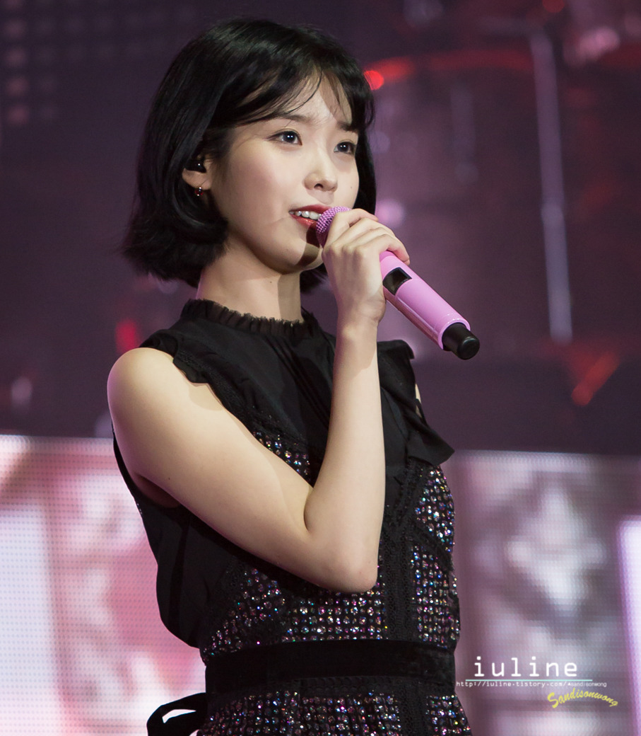 홍콩콘 아이유.jpg | 인스티즈