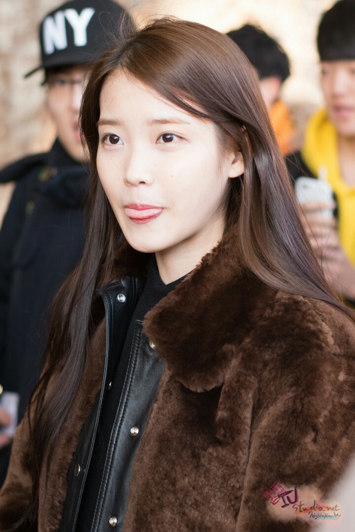 아이유 겨울철 코디 스타일.jpg | 인스티즈