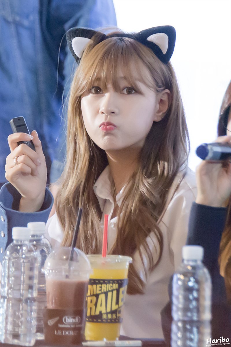 막내인듯 막내 아닌듯한 에이핑크 오하영.jpgif | 인스티즈