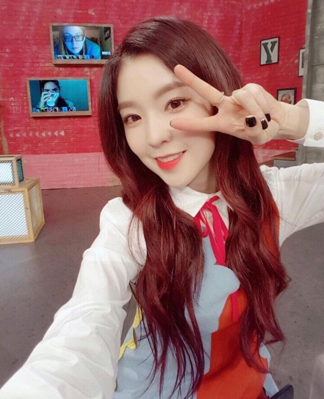 [레드벨벳] 한결같은 셀카자세 아이린 | 인스티즈