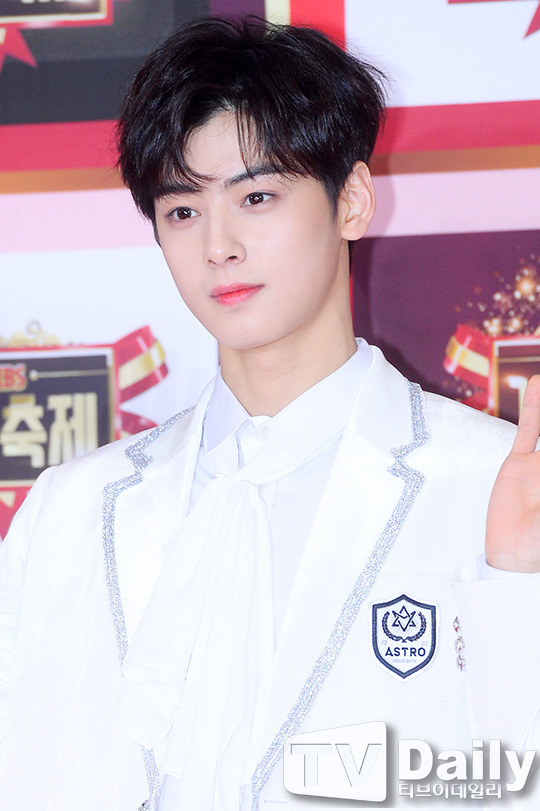 오늘 가요대축제에서 여자보다 예쁜 남자연예인 | 인스티즈