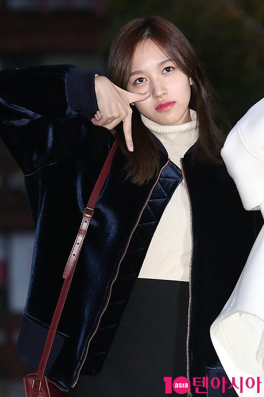 161104 뮤뱅 출근길 미나리 | 인스티즈