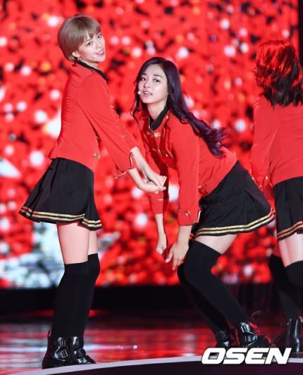오늘자 트와이스 무대의상 짱예ㄷㄷㄷ | 인스티즈