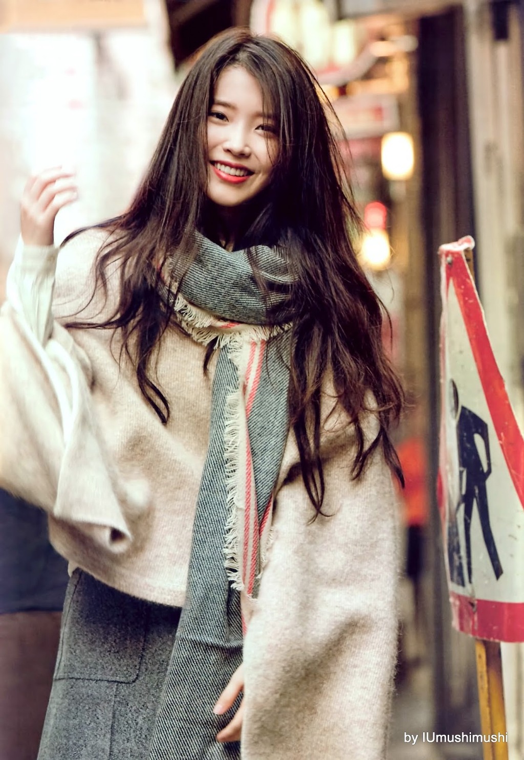 아이유 최근 화보 | 인스티즈