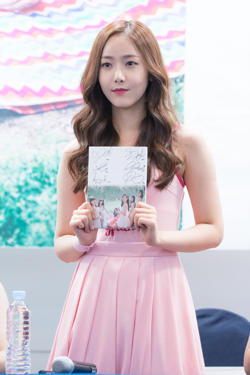 여자친구 막내 맞음 | 인스티즈