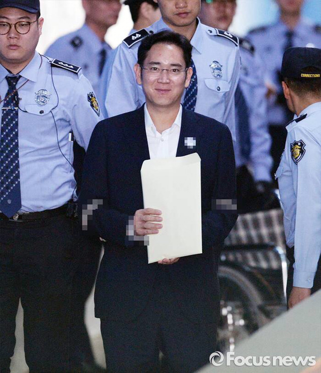 오늘자 싱글벙글 이재용.jpg | 인스티즈