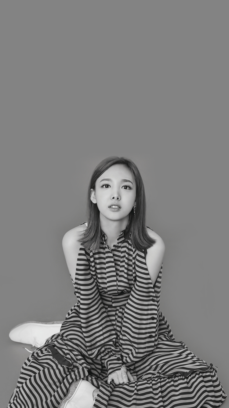 트와이스 모모 나연 폰 배경화면. png | 인스티즈