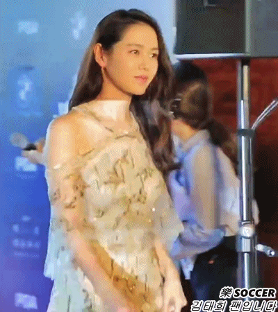 백상예술대상 손예진 움짤.gif | 인스티즈