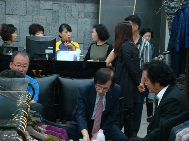 윤순영패션 이미지
