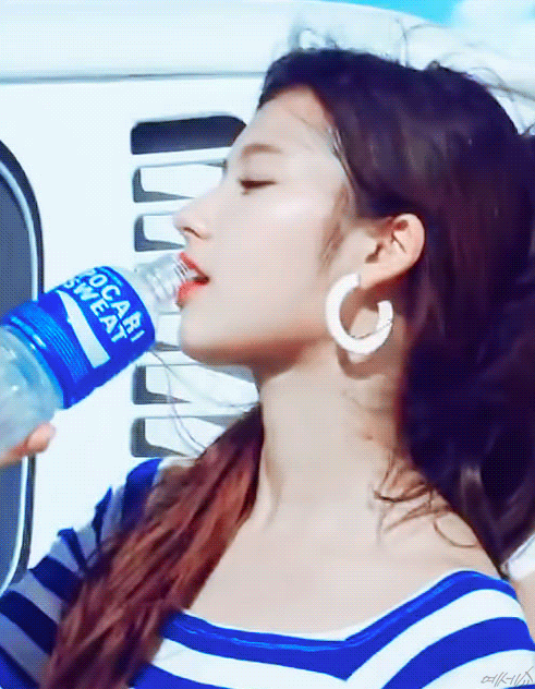 포카리스웨트 cf 사나.gif | 인스티즈