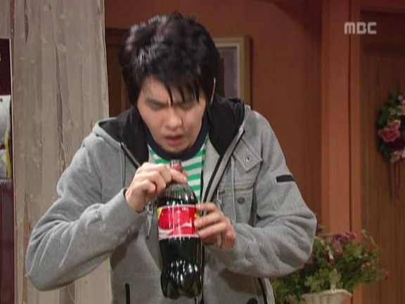 [거침없이하이킥] 민용이한테 복수하는 박해미 ㅋㅋㅋㅋㅋㅋㅋ.jpg | 인스티즈