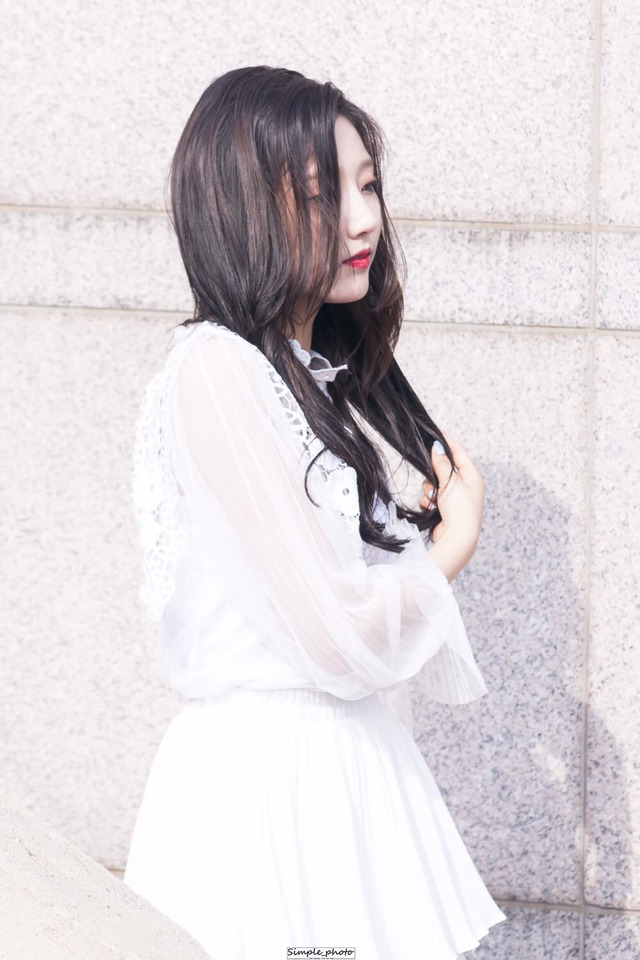 [러블리즈] 폰 배경을 바꿔서 예인이 | 인스티즈