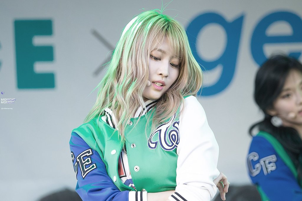 트와이스 모모.jpg | 인스티즈
