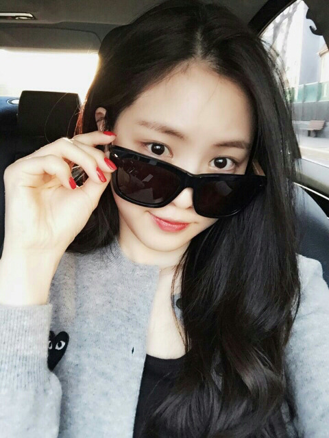 선글라스 낀 나은이 | 인스티즈