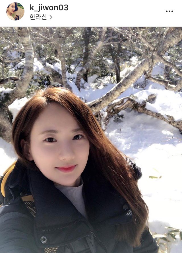 오늘자 김지원 아나 | 인스티즈