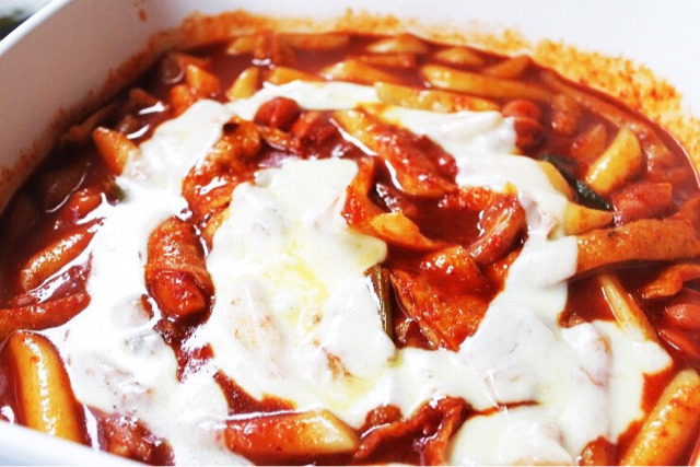 [떡볶이대결] 엽기떡볶이vs신전떡볶이 | 인스티즈