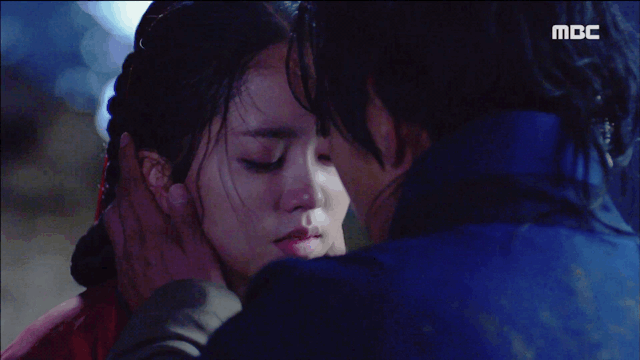 [군주] 오늘자 분위기 미친 선가은 2단 키스 | 인스티즈