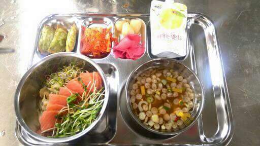 육군과 비교되는 흔한 의경짬밥.jpg | 인스티즈