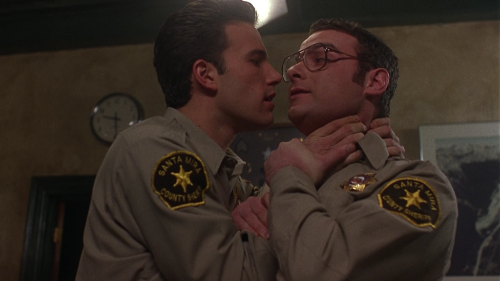 벤 애플렉의 팬텀-(리브 슈라이버) (영화) | 인스티즈