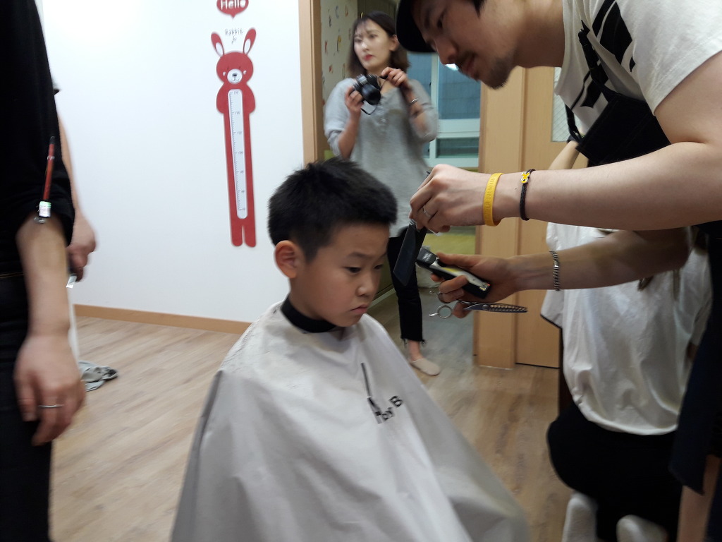 두발컷 이미지