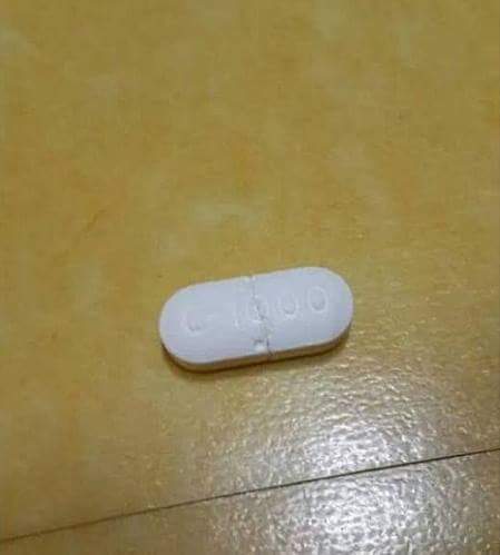 아르바이트온 여학생에게 약을 먹이려한 사장 | 인스티즈