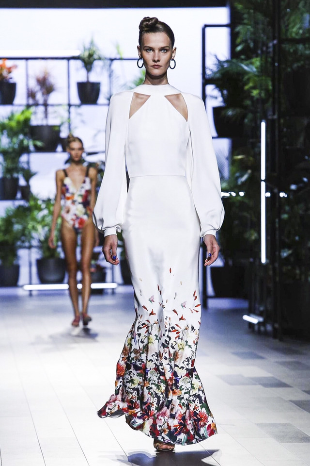 2018 S/S Cushnie et Ochs 컬렉션 | 인스티즈
