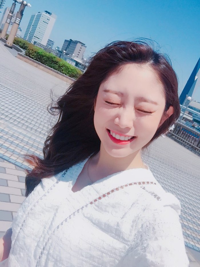 러블리즈 지수는 앞머리를 덮은게 낫다 vs 깐게 낫다 | 인스티즈