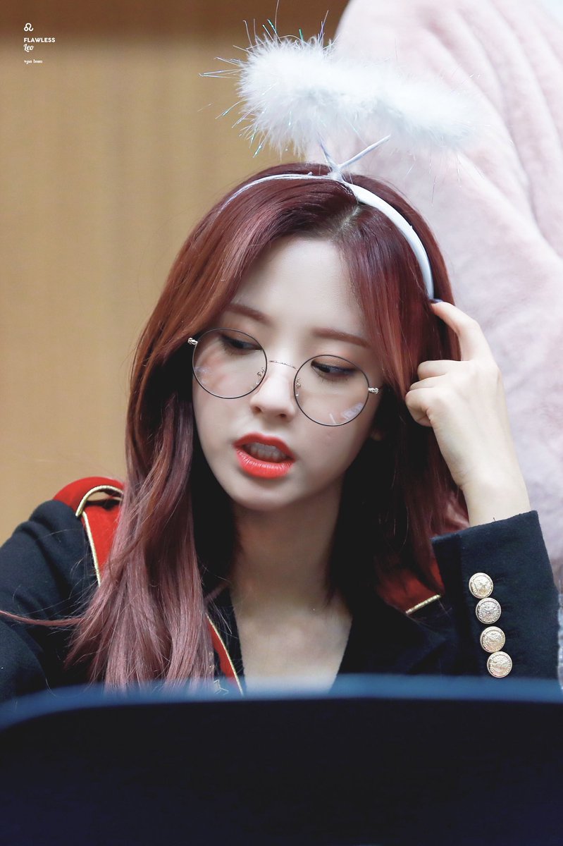 또다른 아이돌 얼굴천재 우주소녀 보나.jpg | 인스티즈