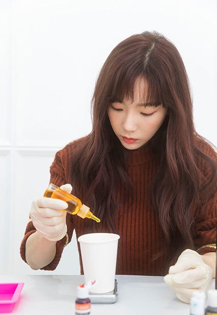 992C594D5E56CE410856F7