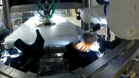 게 자르는 기계.gif | 인스티즈