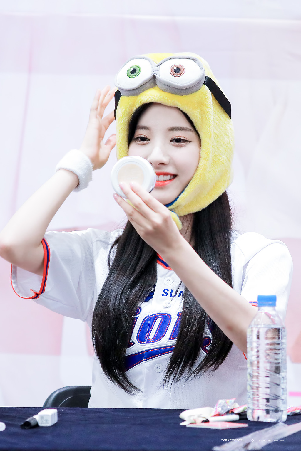 덕후들 미치게 만드는 우주소녀 보나.jpg | 인스티즈