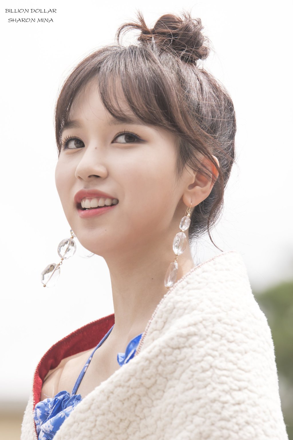 담요 두른 묘이 미나 | 인스티즈