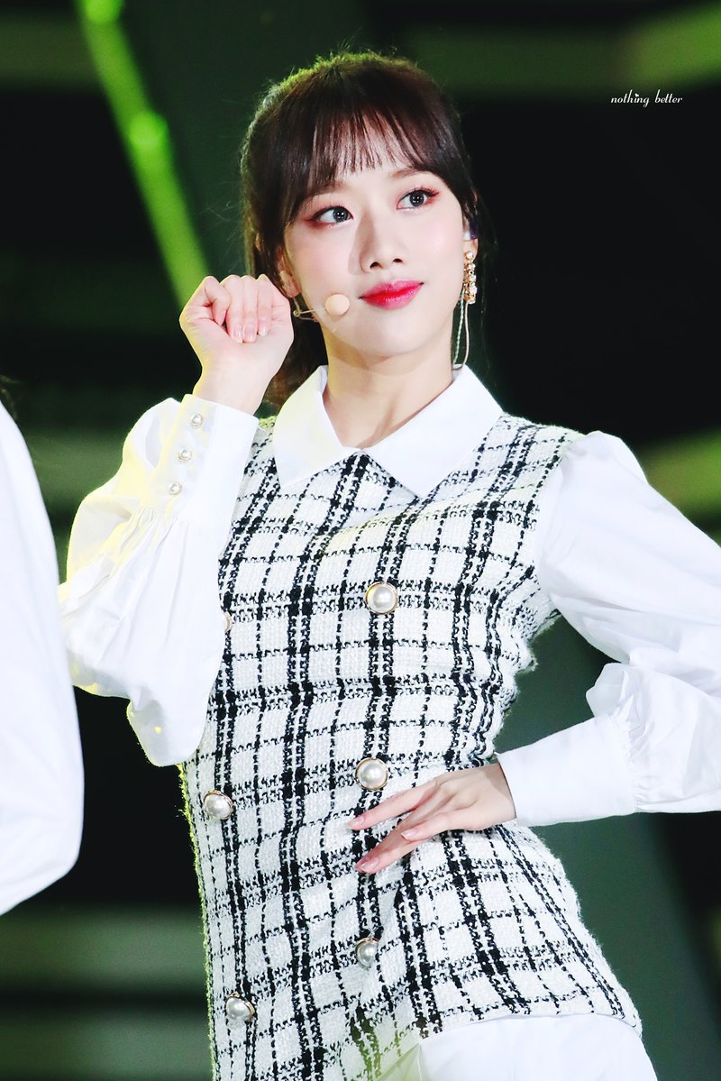 상큼하게 이쁜 에이프릴 이나은.jpgif | 인스티즈