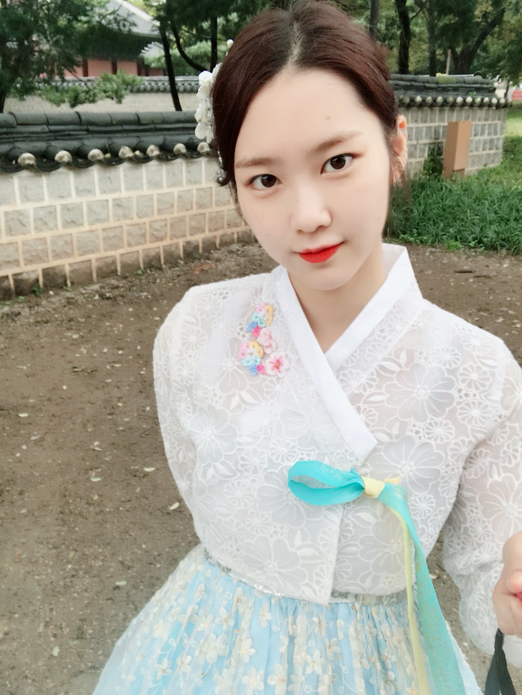 한복을 자주 입는 여자 아이돌 | 인스티즈