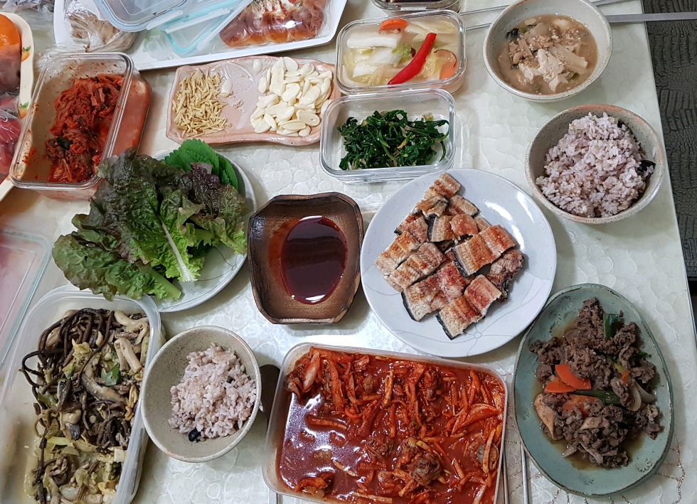 호불호 확 갈리는 생선구이 밥상 | 인스티즈
