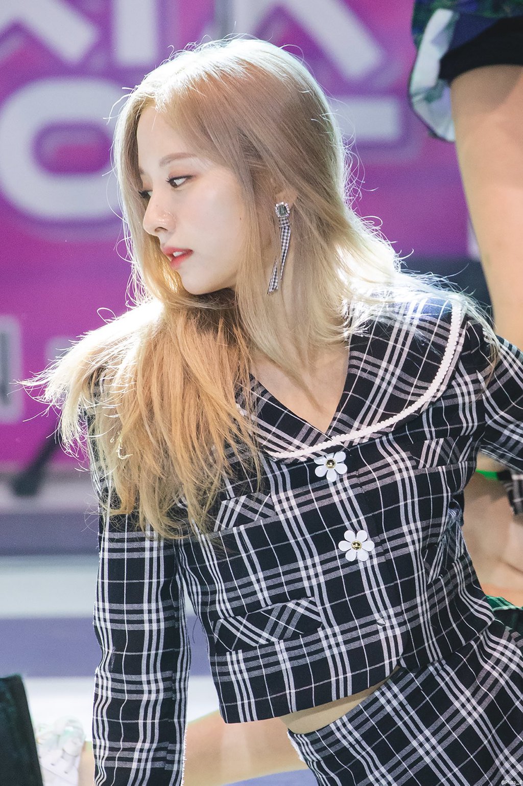 백금발머리 보나.jpgif | 인스티즈
