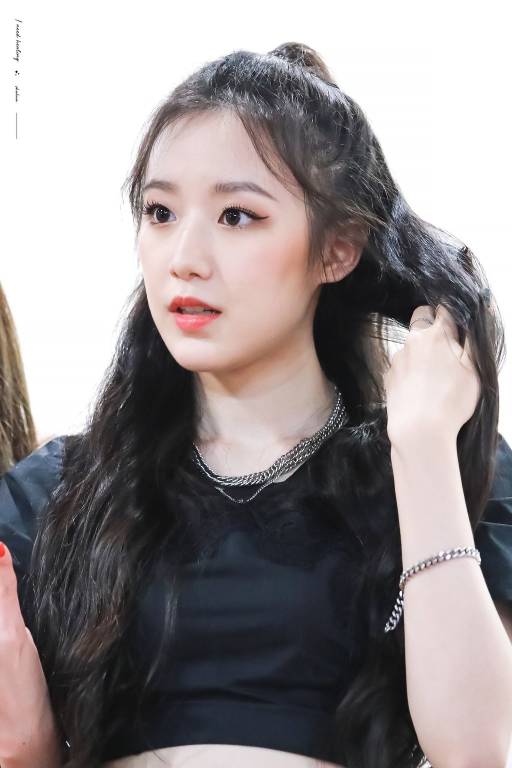 (여자)아이들의 비쥬얼담당 백설공주 슈화.jpgif (311장) | 인스티즈