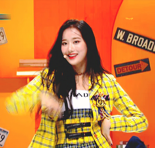 상큼하게 이쁜 에이프릴 이나은.jpgif | 인스티즈