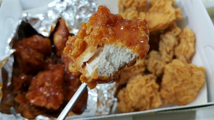 치킨이 도착했다 가장 먹게 되는 부위는?? | 인스티즈
