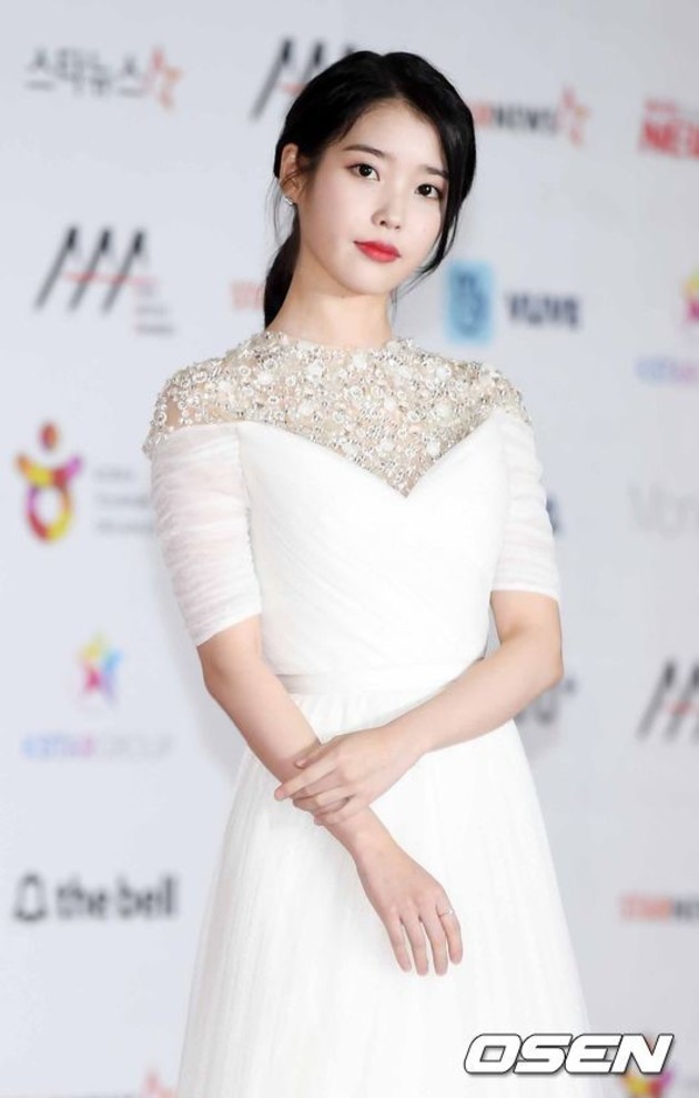AAA 시상식 레드카펫 아이유 | 인스티즈