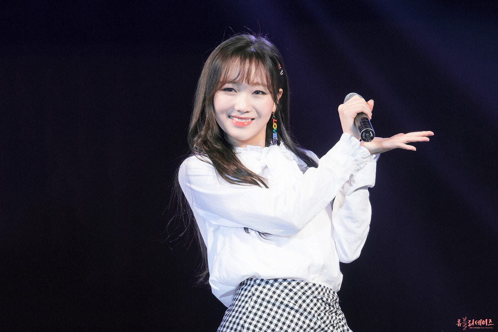 [러블리즈] 카페 명함을 선물 받아서 수정이 | 인스티즈