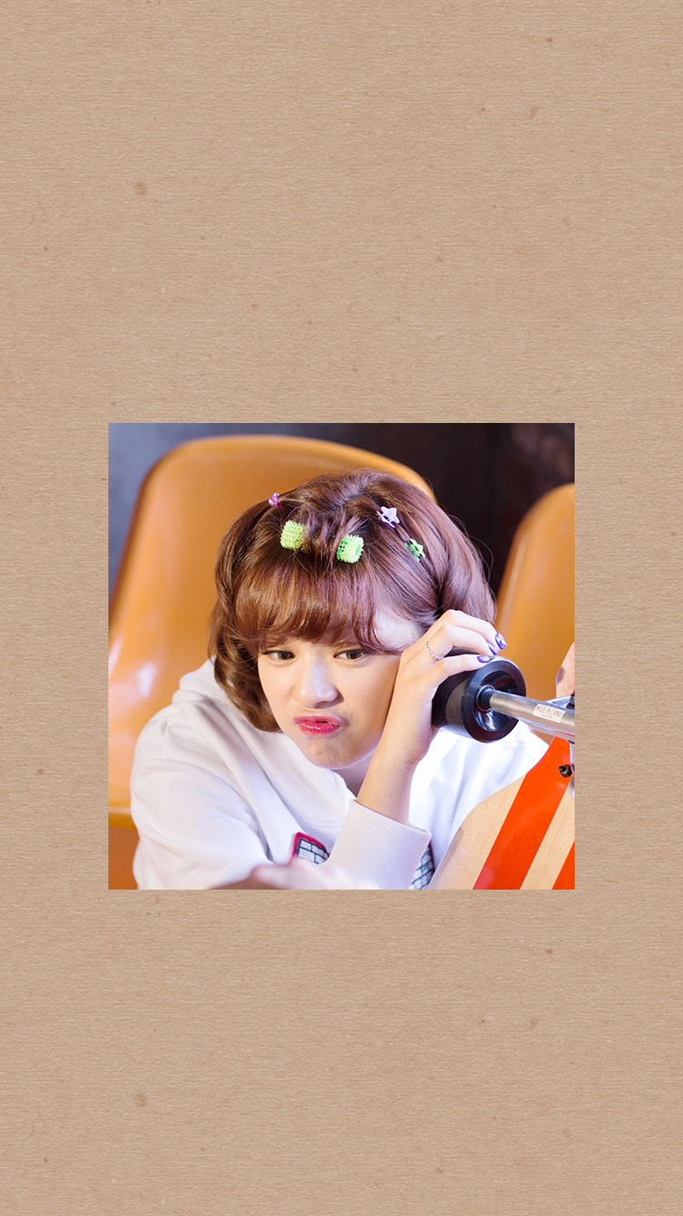 트와이스 Likey 자켓 촬영 폰 배경화면 & 잠금화면. png | 인스티즈