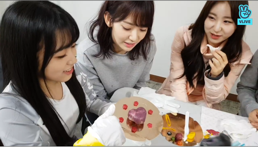 아이즈원이 만든 멤버송편 | 인스티즈