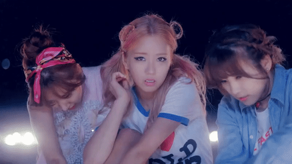노력하는 걸그룹.gif | 인스티즈