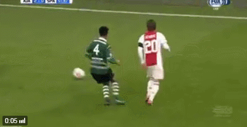 동료 팔아먹는 드리블.gif | 인스티즈